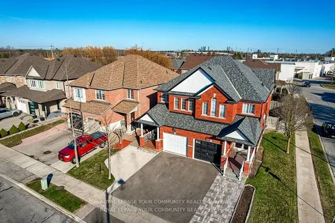 15 Echo Ridge Crescent, Vaughan, ON L4H 2J9