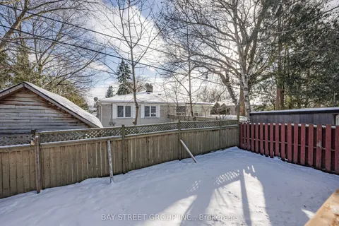 352 Taylor Mills Drive, ON L4C 2T9