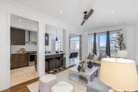 82 Dundonald Trail, ON L3Y 0E3