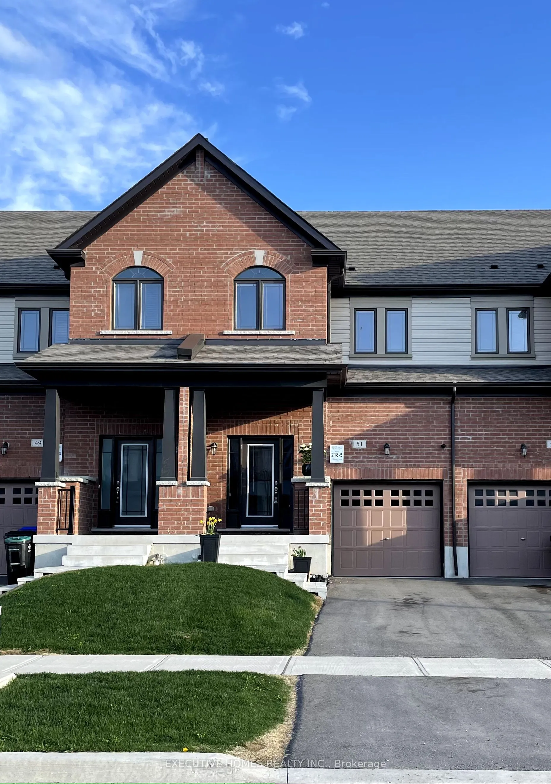 51 Lorne Thomas Place, New Tecumseth, ON L9R 0T8