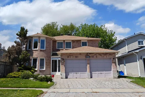 116 Cooperage Crescent, Richmond Hill, ON L4C 9L8