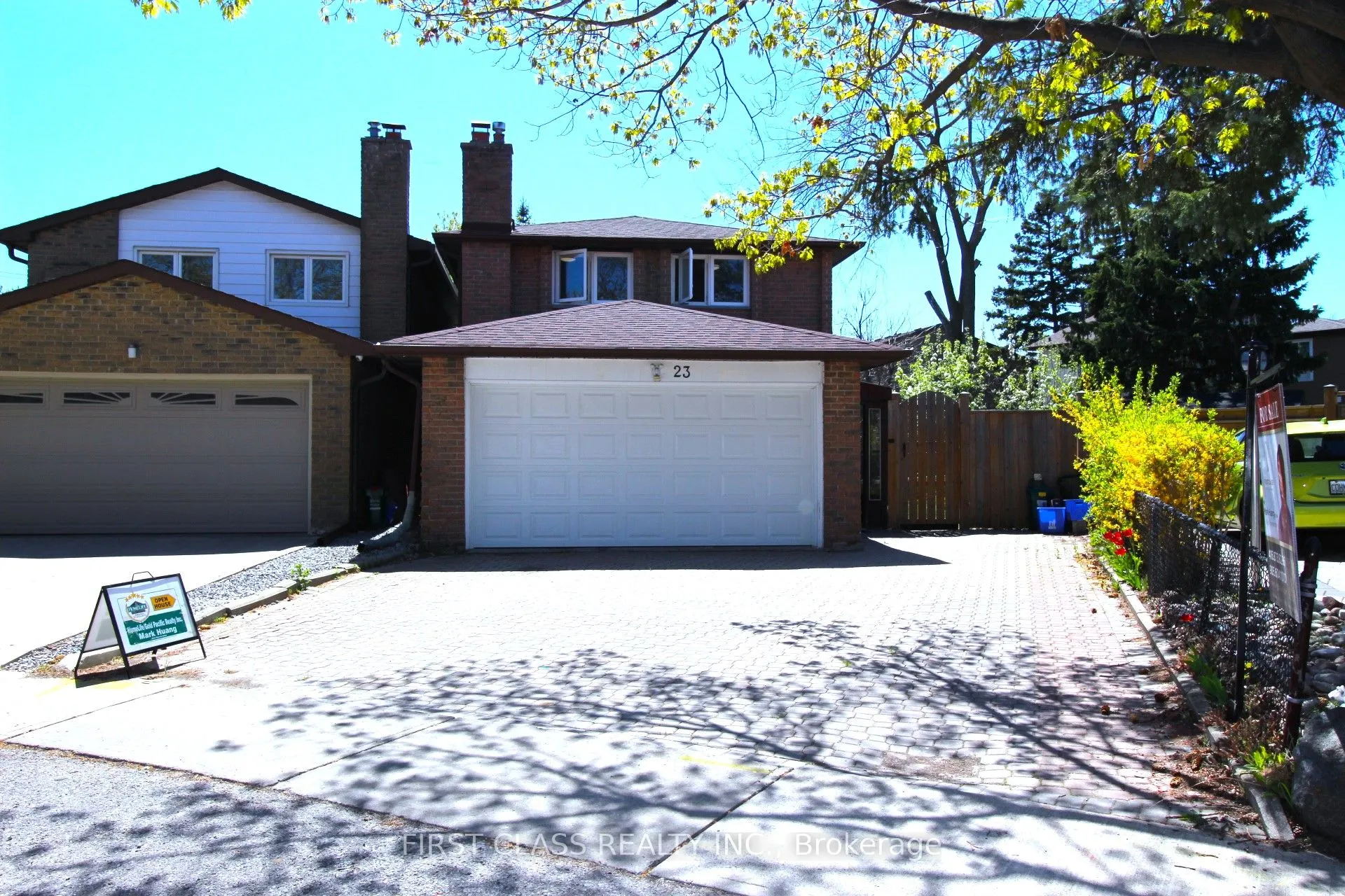 23 Cheeseman Drive, ON L3R 3G3