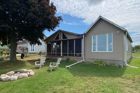 40586B Shore Rd Allowance Road, ON L0K 1A0