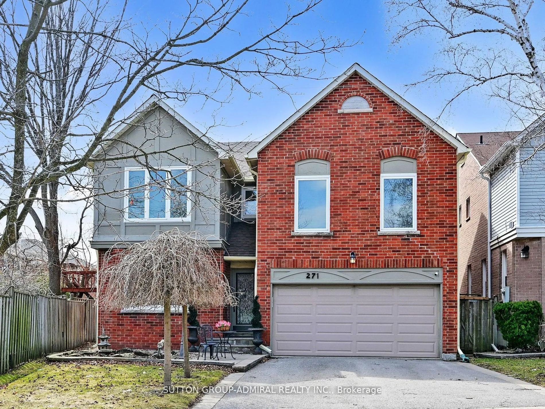 271 Rose Green Drive, Vaughan, ON L4J 4S8