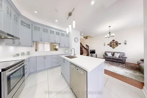 4 Copperstone Crescent, Richmond Hill, ON L4S 2C4