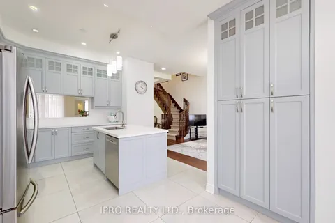 4 Copperstone Crescent, Richmond Hill, ON L4S 2C4