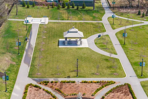 149 Beechborough Crescent, East Gwillimbury, ON L9N 0P1