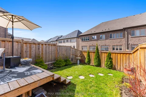 149 Beechborough Crescent, East Gwillimbury, ON L9N 0P1