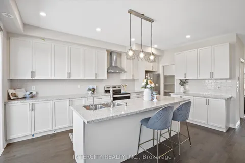 9710 Kennedy Road, Markham, ON L6C 3J8