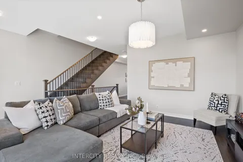 9710 Kennedy Road, Markham, ON L6C 3J8