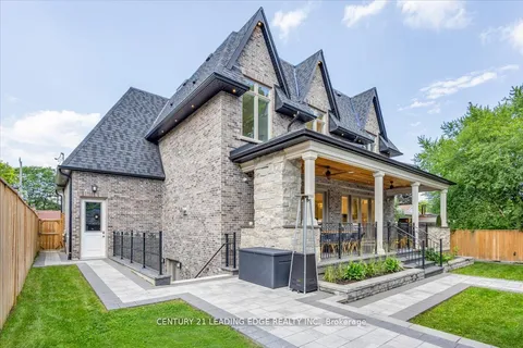25 Talisman Crescent, Markham, ON L3P 2C8