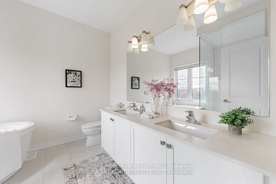 175 Bawden Drive, Richmond Hill, ON L4S 1N5