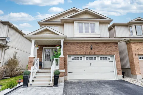 253 Greenwood Drive, Essa, ON L0M 1B4