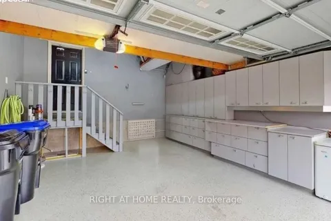 253 Greenwood Drive, Essa, ON L0M 1B4