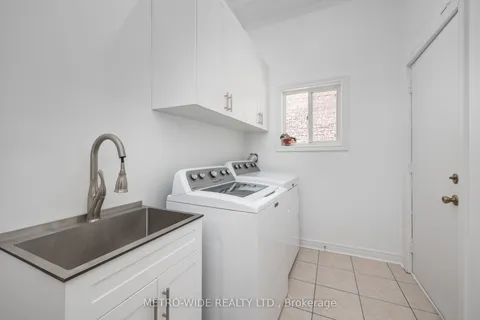 77 Ten Oaks Boulevard, Vaughan, ON L4K 5G3