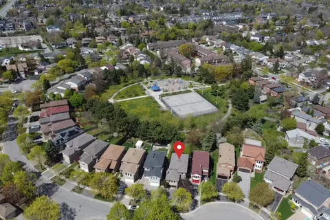 168 Stephen Street, Richmond Hill, ON L4C 5R1