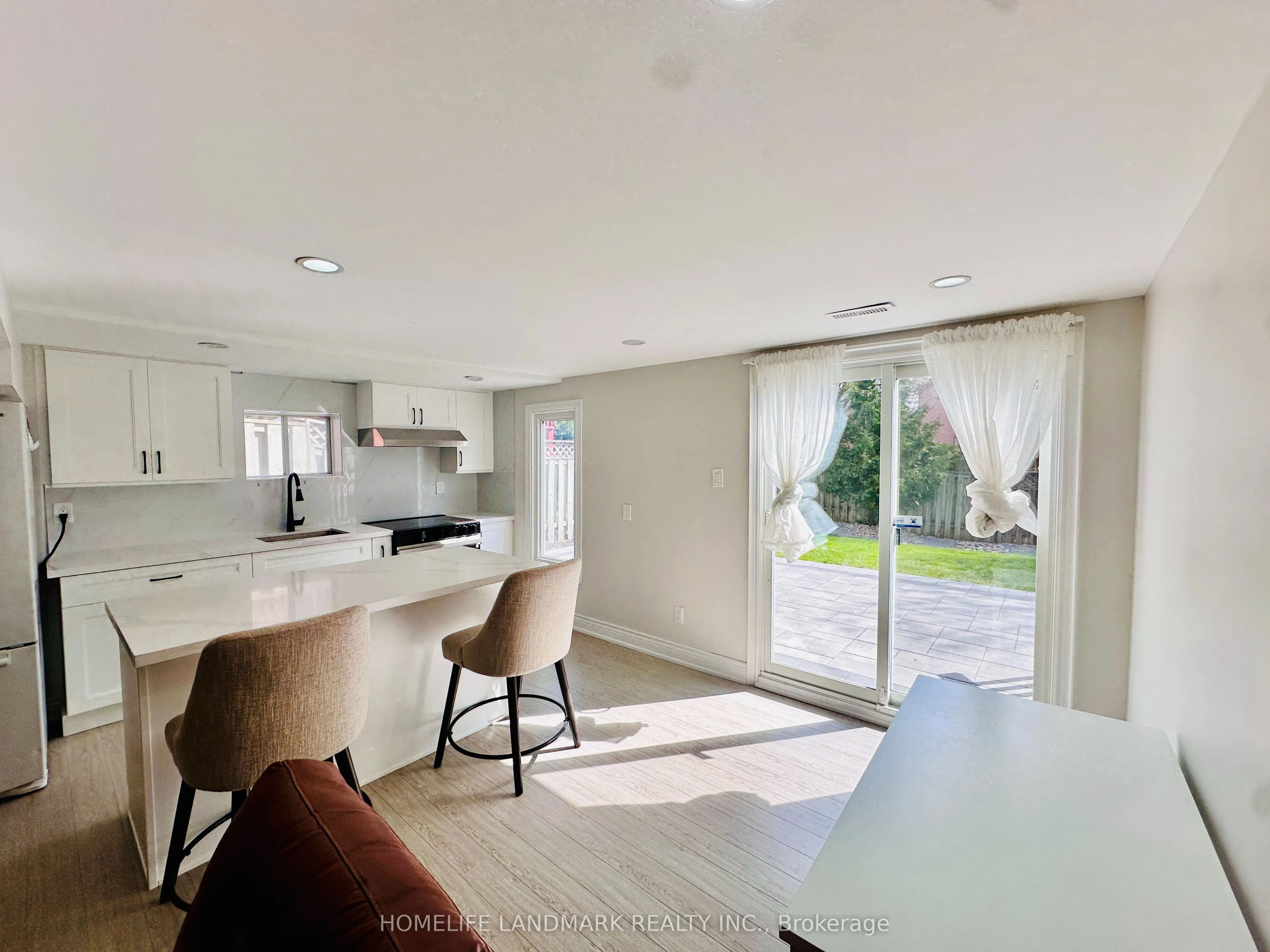 7 Captain Francis Drive, Markham, ON L3R 9C7