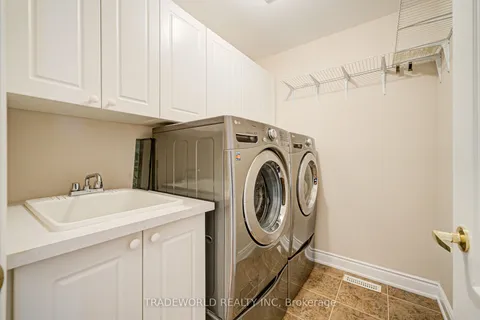 178 Seabreeze Avenue, Vaughan, ON L4J 9H2