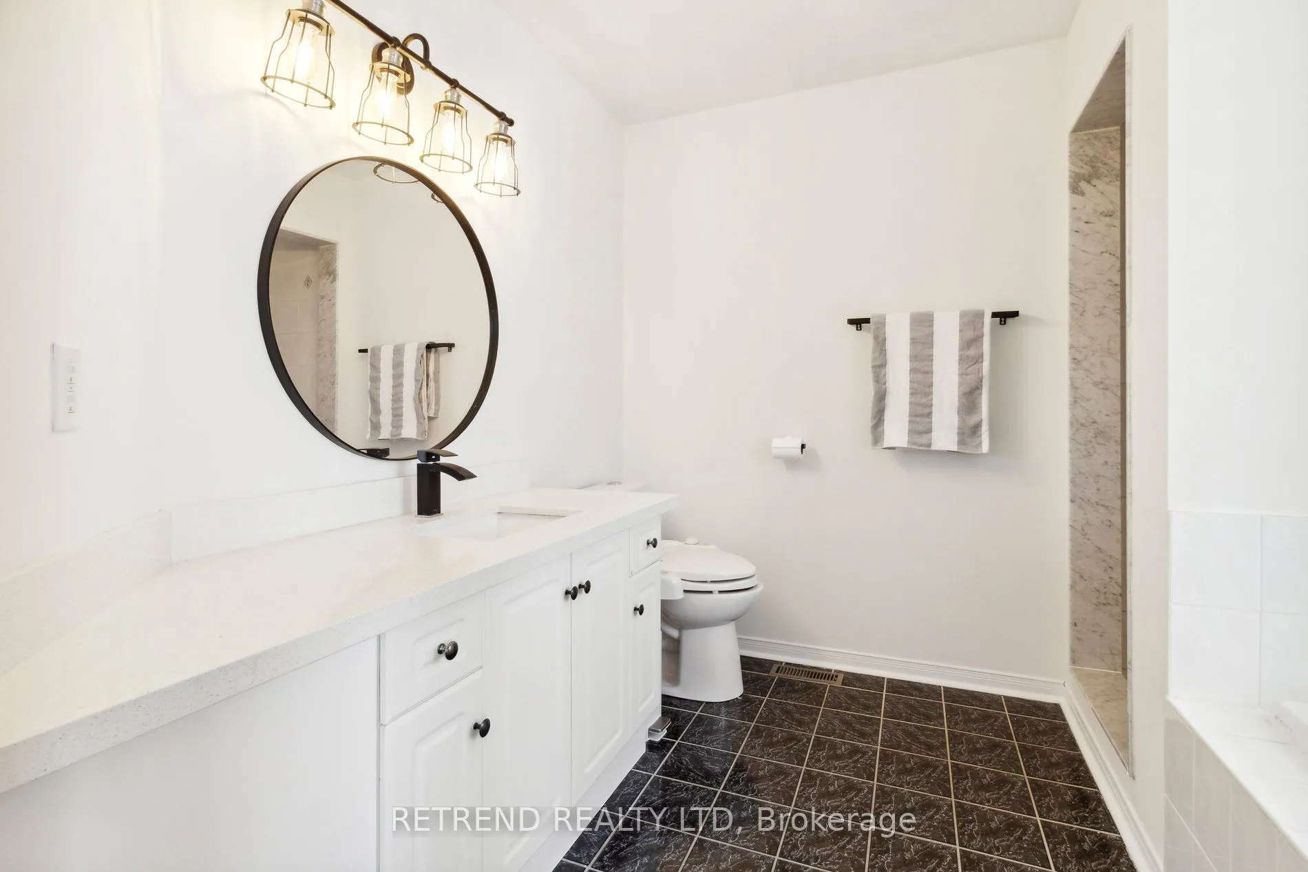 20 Minton Drive, Vaughan, ON L4L 9L6