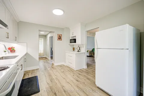 63 Kilpatrick Drive, East Gwillimbury, ON L9N 1H7