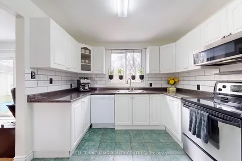 367 Adeline Drive, Georgina, ON L4P 3C4