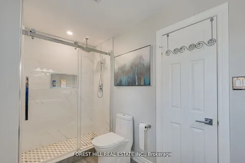 48 Haskell Crescent, Aurora, ON L4G 5T3