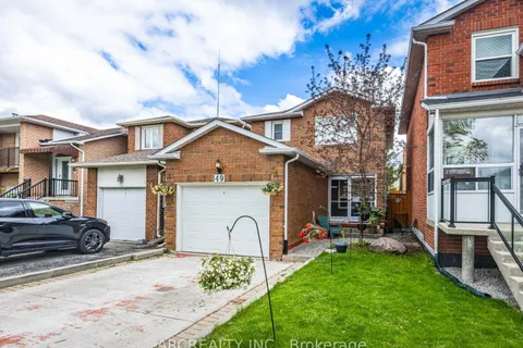 49 White Boulevard, Vaughan, ON L4J 5Z4