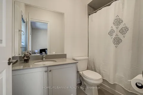 326 WORTHINGTON Avenue, ON L4K 1G1