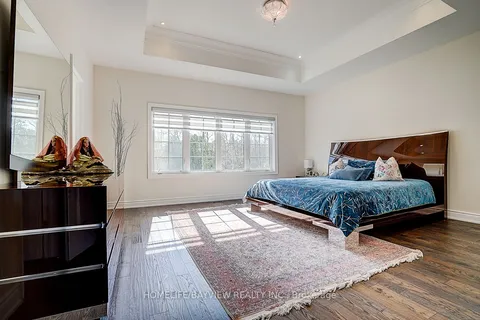 326 WORTHINGTON Avenue, ON L4K 1G1