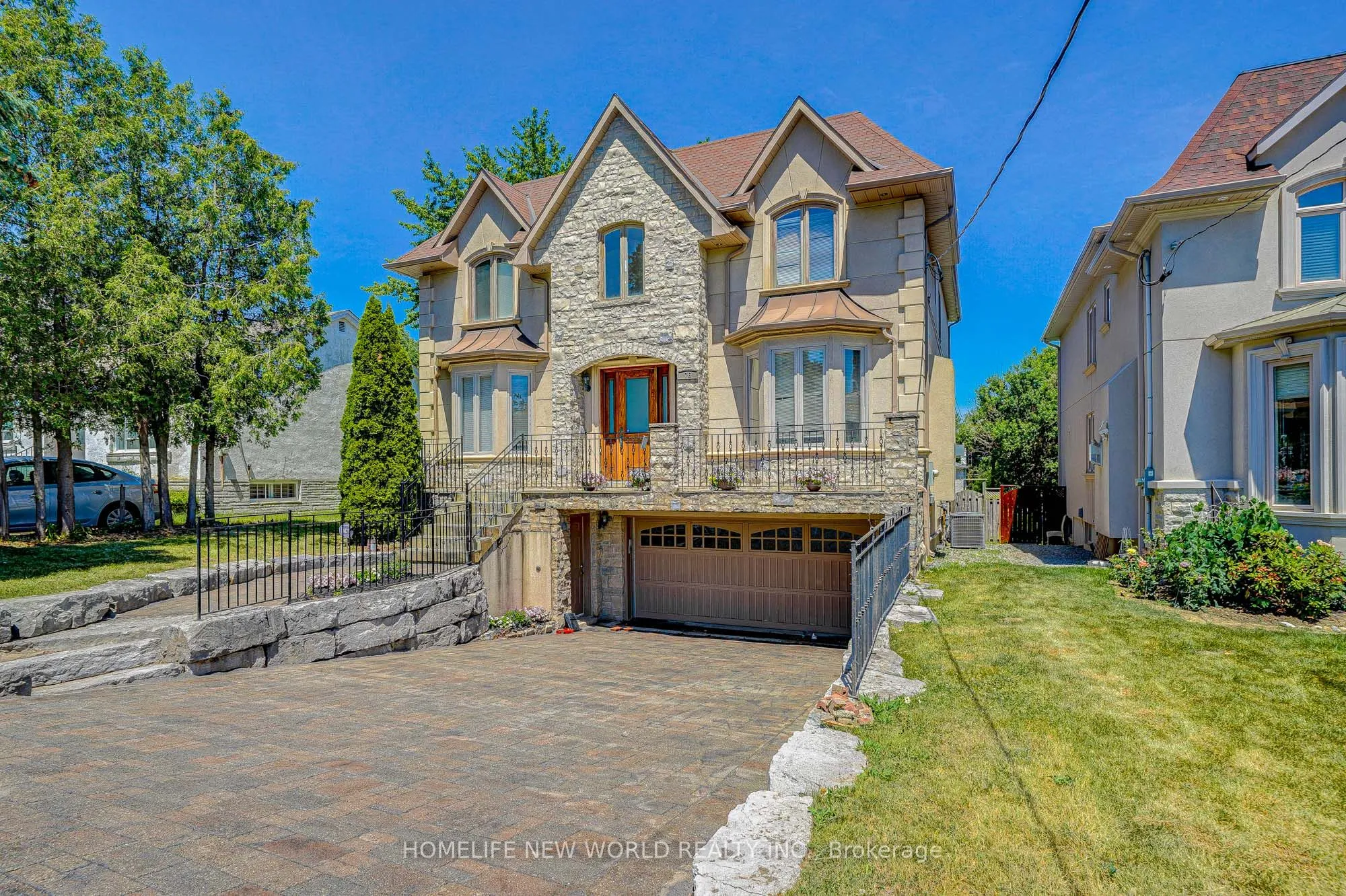 76 Woodward Avenue, Markham, ON L3T 1E7