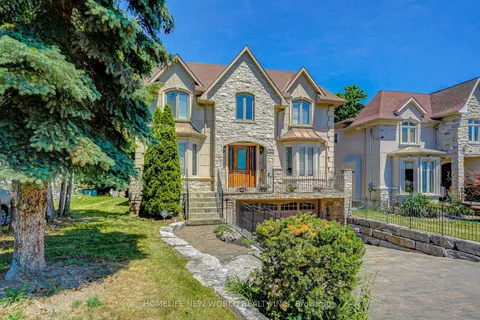 76 Woodward Avenue, Markham, ON L3T 1E7