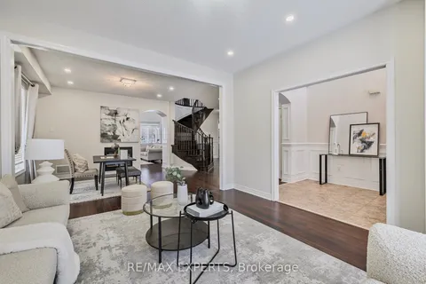 24 Faris Street, Bradford West Gwillimbury, ON L3Z 0B4