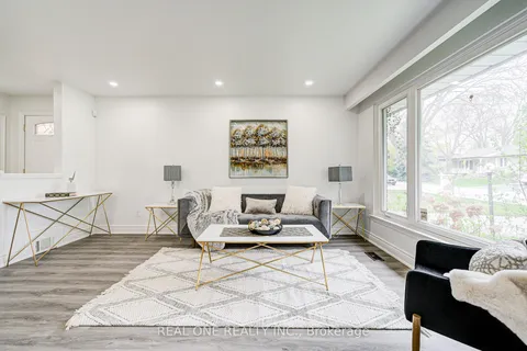 68 Laverock Avenue, Richmond Hill, ON L4C 4J4