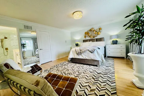57 Cordoba Drive, Vaughan, ON L4J 8J8