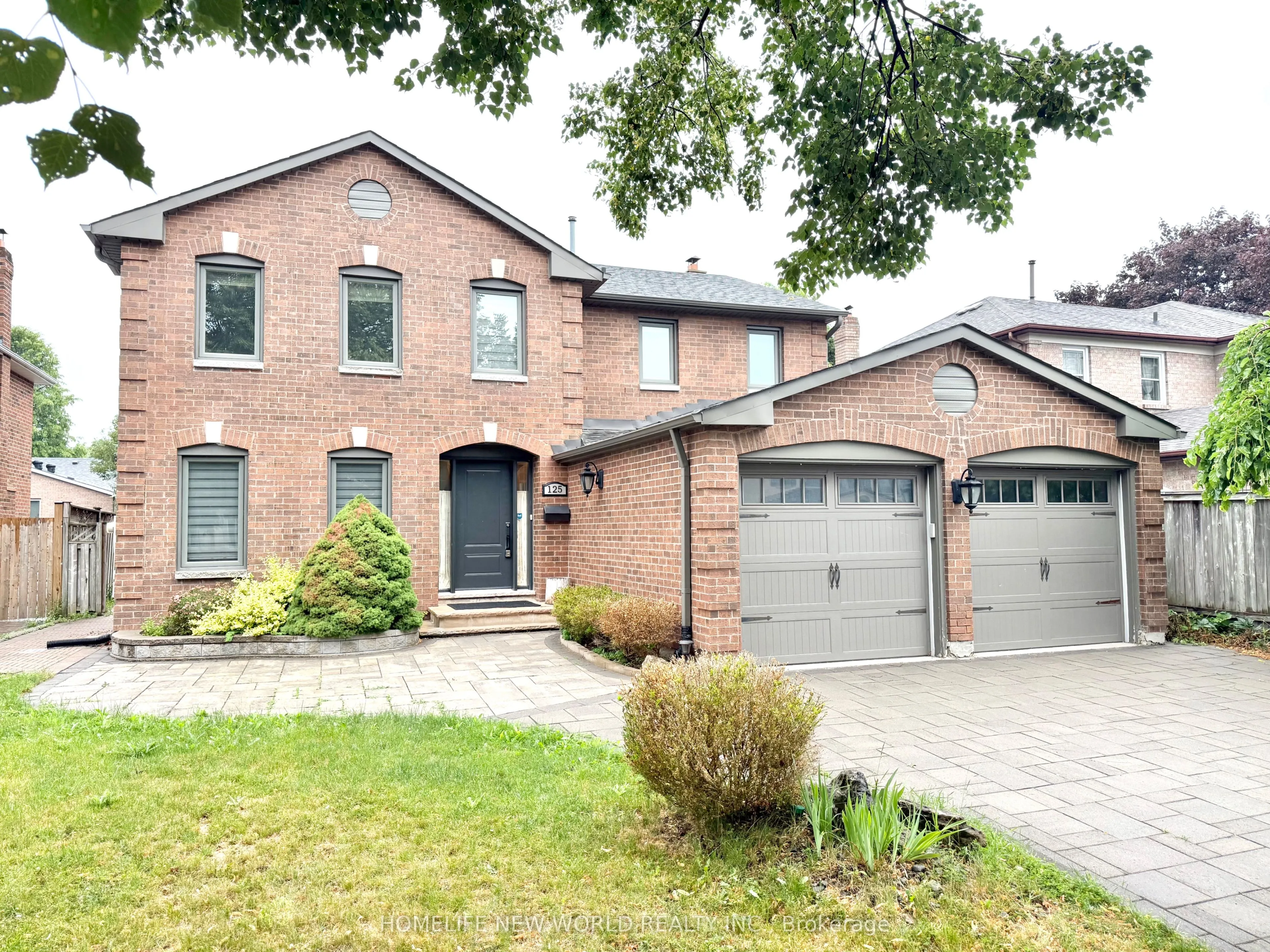 125 Aitken Circle, Markham, ON L3R 7L8