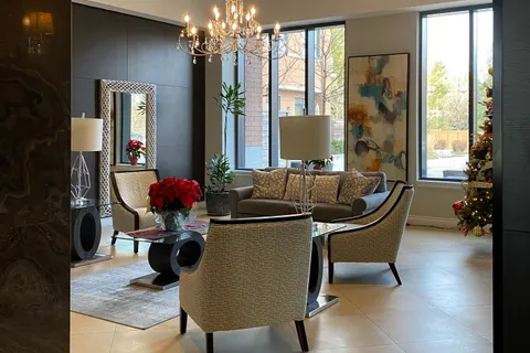 11611 Yonge Street, Richmond Hill, ON L4E 1G2