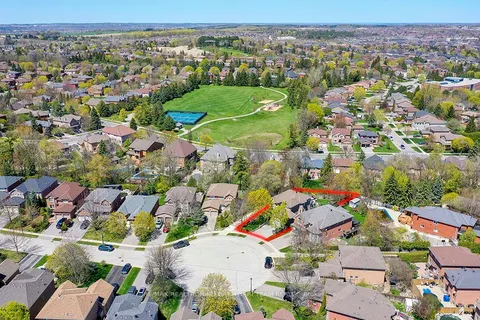 353 Meegan Court, ON L3X 2B7
