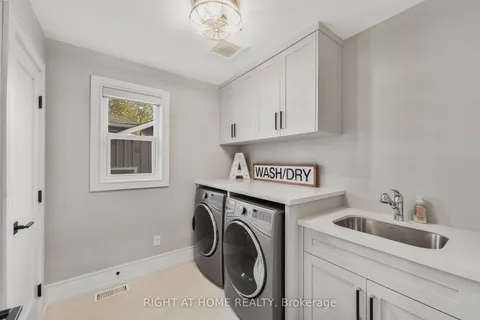 17 George Street, Markham, ON L3P 2R8