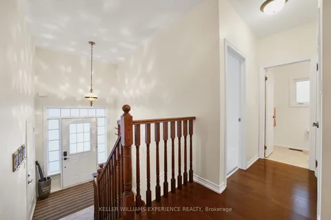 248 GREENWOOD Drive, ON L3W 0E9