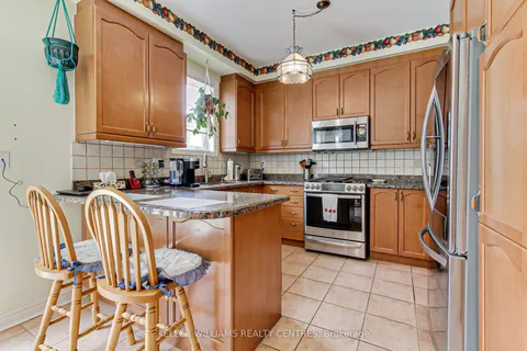 51 Haverhill Terrace, ON L4G 7R4
