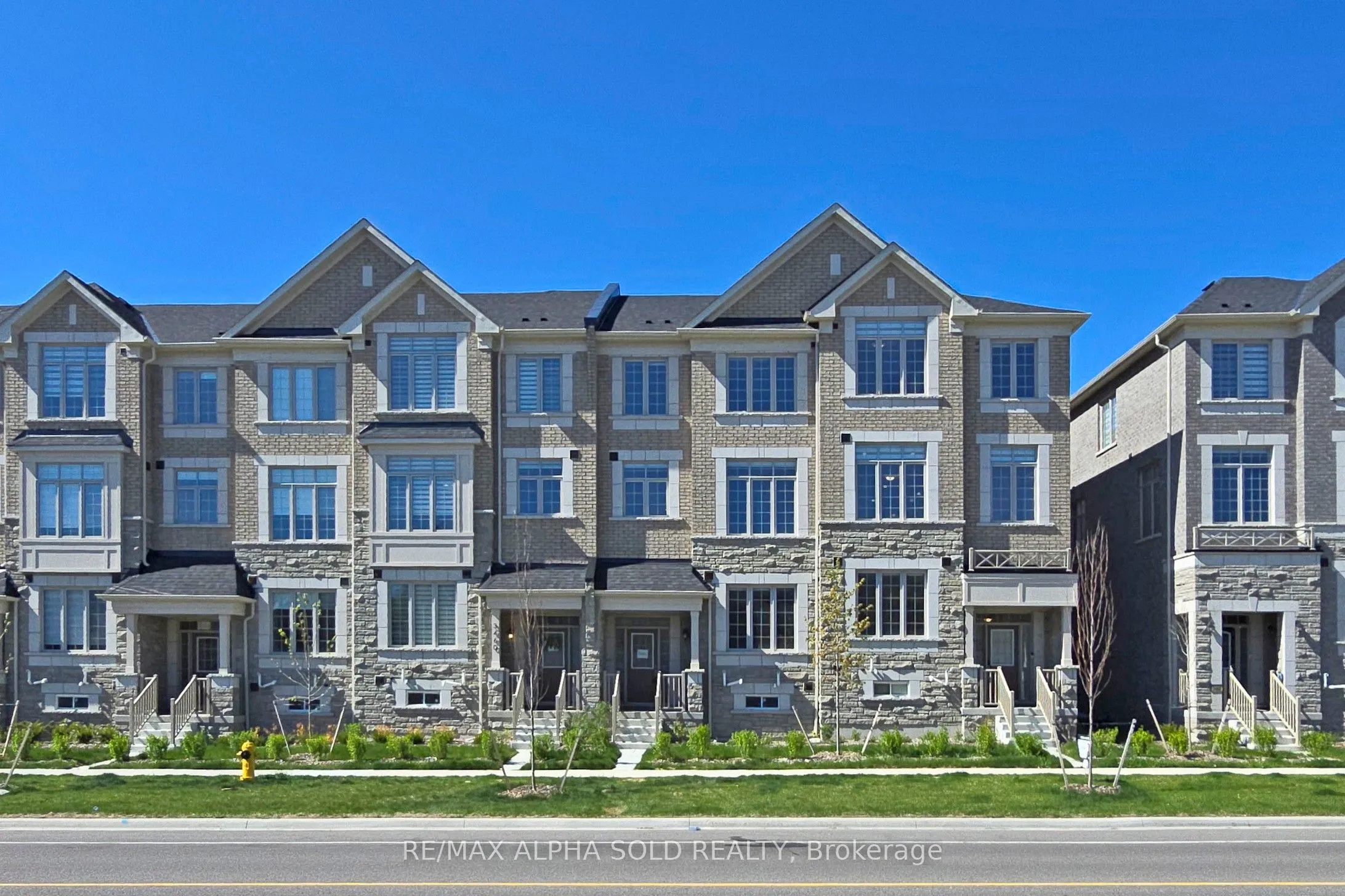 3462 Denison Street, ON L3S 0E9