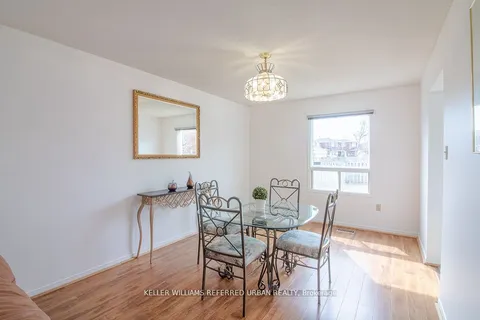 2 Price Street, ON L4S 1E1