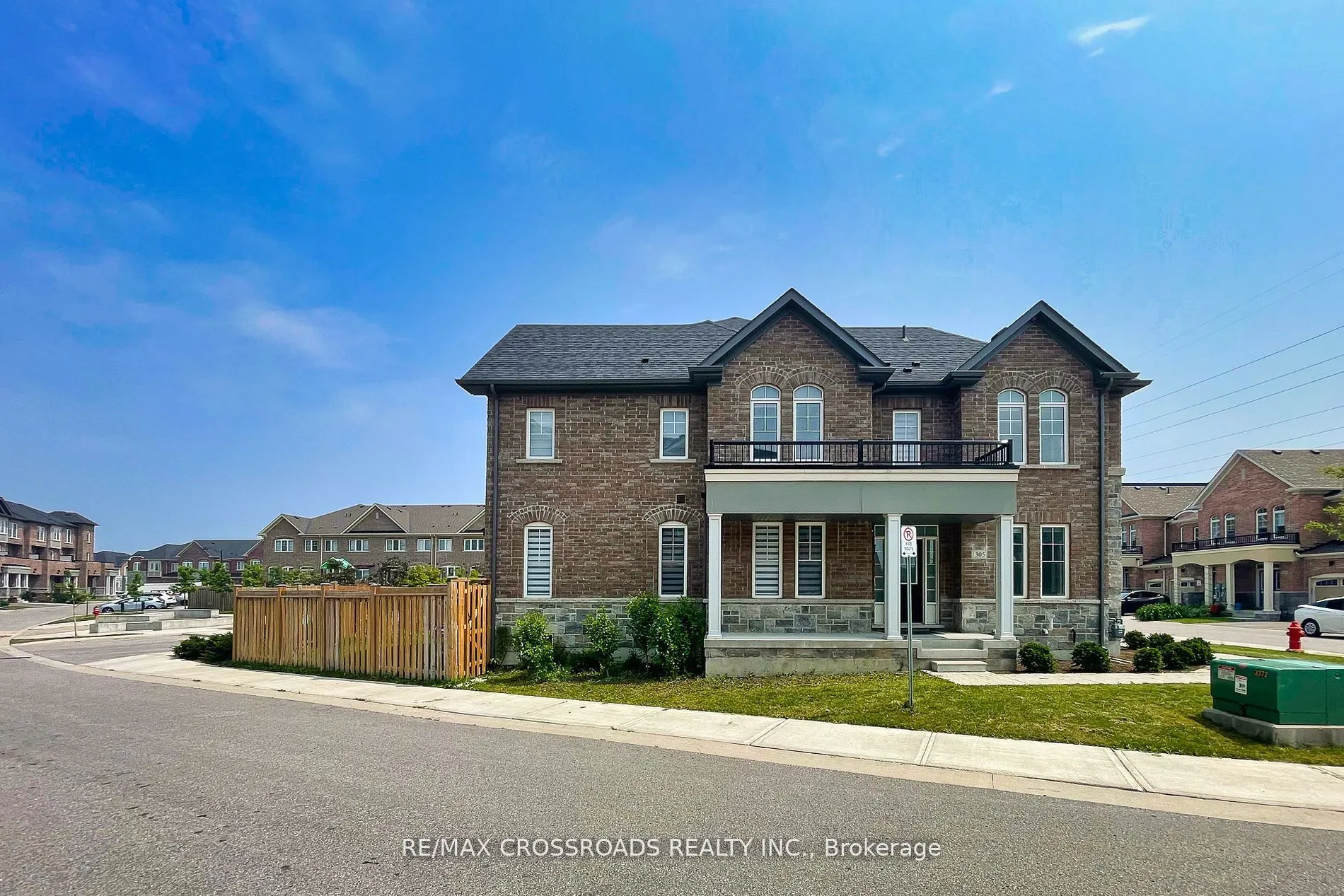 305 Clay stones Street, ON L3X 0M1