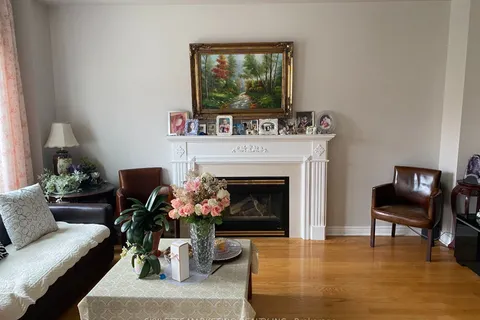 3 Twin Oaks Drive, ON L6C 2C6