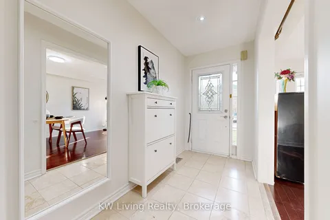 135 Wainscot Avenue, ON L3X 2X6