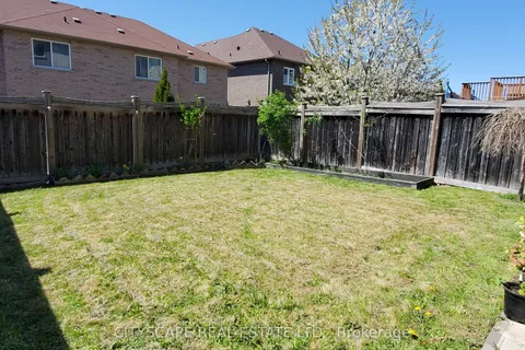 369 Kwapis Boulevard, ON L3X 3H1