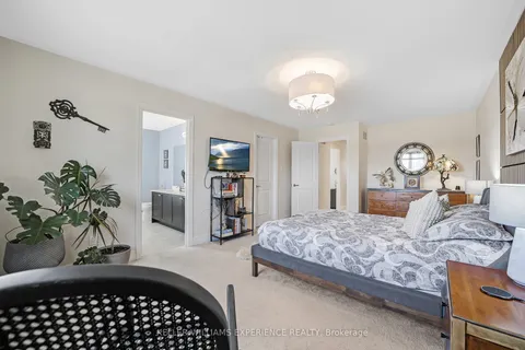 15 Wagner Crescent, ON L3W 0P4