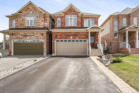 15 Wagner Crescent, ON L3W 0P4