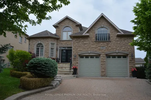 15 Frini Court, ON L4H 1H2