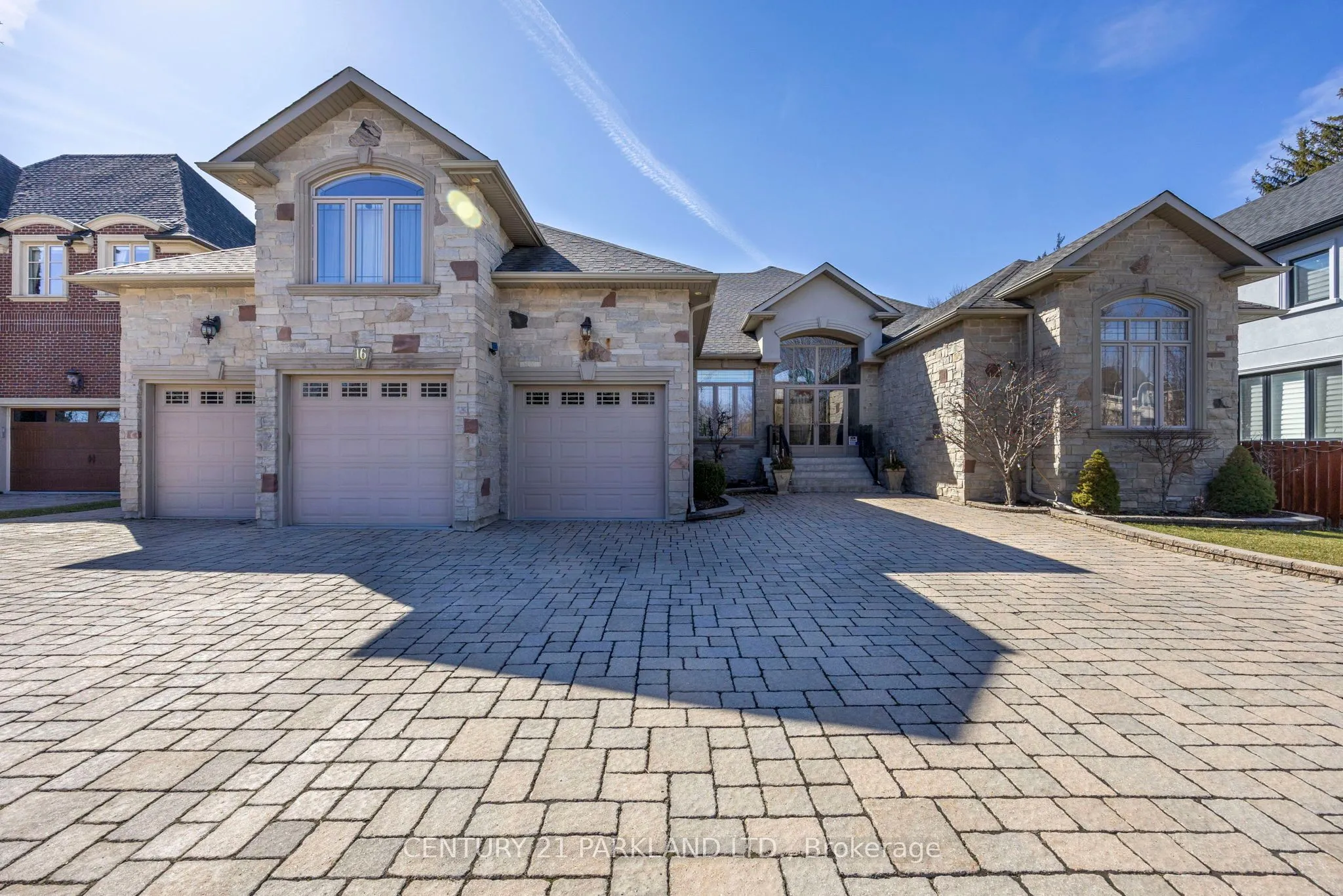 16 Boyle Drive, ON L4C 6C9